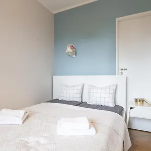https://cozy-apartment-zamenhofa.warsawhotelspoland.com
